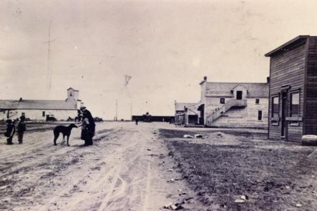 Article Image Alt Text