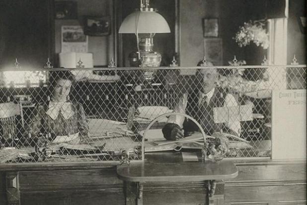 Article Image Alt Text