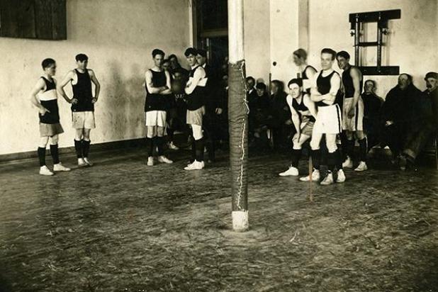 Article Image Alt Text
