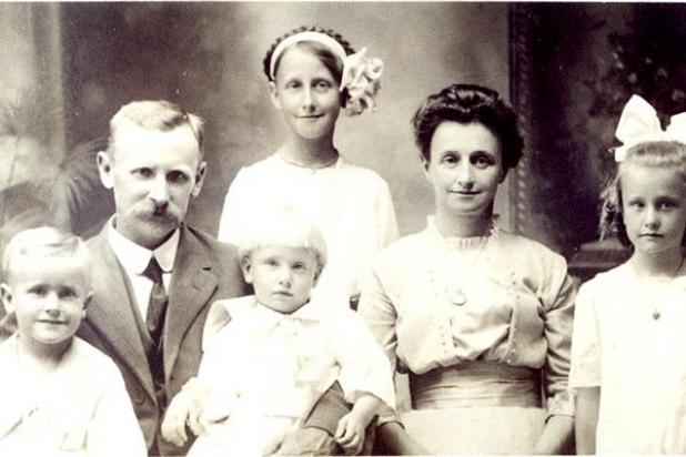 Article Image Alt Text