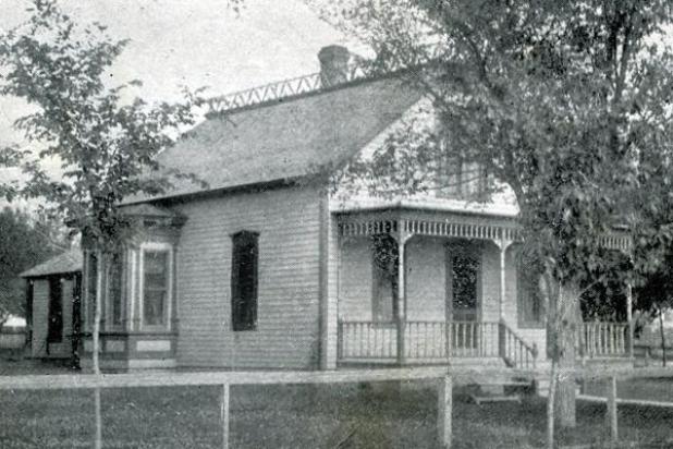 Article Image Alt Text