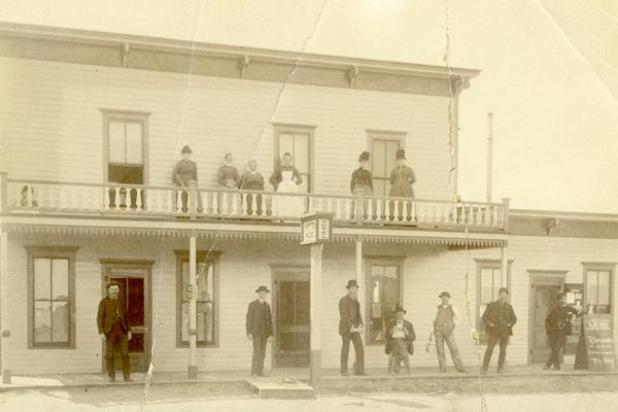 Article Image Alt Text
