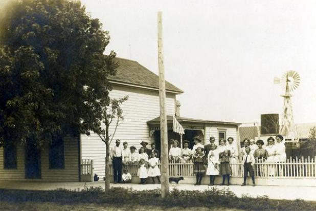 Article Image Alt Text